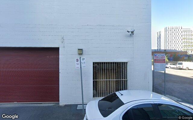 Unreserved Parking on Crowther St