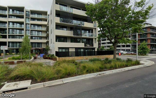 Great car space, 3 min walking near the Canberra center shopping mall #1
