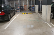 Great central location in Waterloo, close to Burke St and ALDI