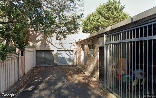 North Sydney/Victoria Cross - Indoor lot Parking - Nearby CBD - Prefer long term (6 months)