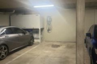 South Melbourne - Secure Indoor Parking close to Trams
