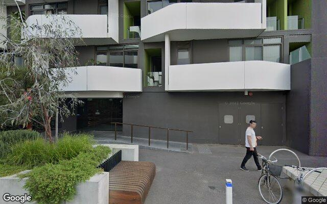 Brunswick - UNRESERVED Parking near Tram Stops (Tip Top)
