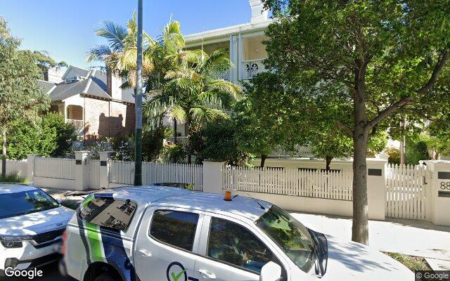 Convenient and Secure Park Elizabeth Bay