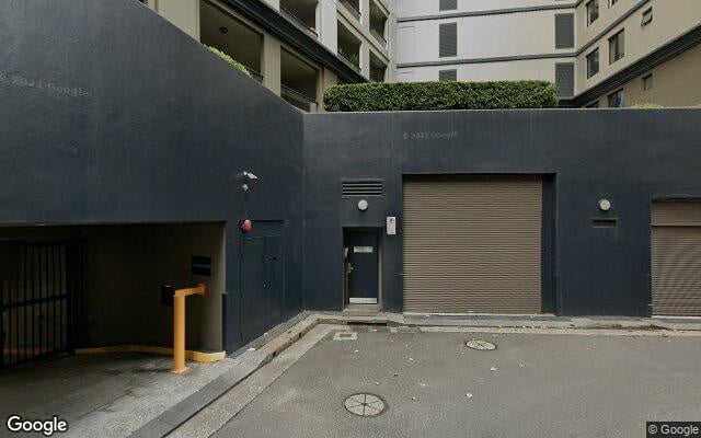 Secure Parking-5min walk to CBD-Next to Central Station