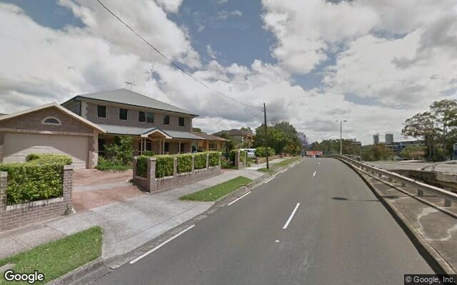 North Ryde - Driveway Space