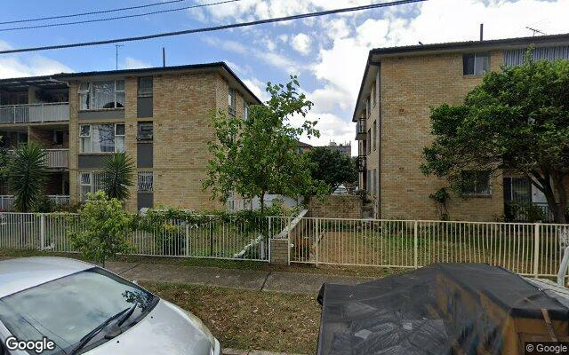 Eastlakes - Safe Open Parking near Shopping Centre