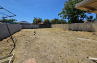 Rivervale - Secure Backyard Parking near Airport and CBD