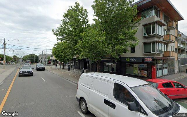 St Kilda - Great Indoor Parking near Tram Station & Cricket Ground
