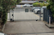 Close to hospitals, schools and public transport!