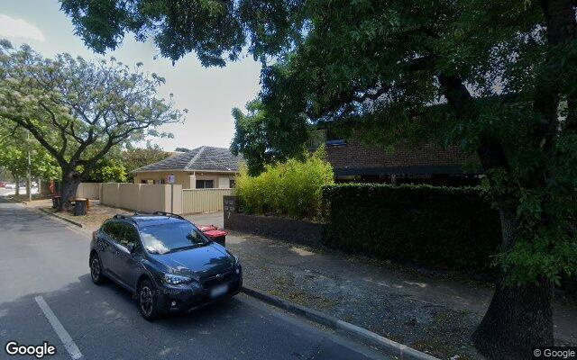 Kent Town - Great Driveway Parking Near Besides Prince Alfred College