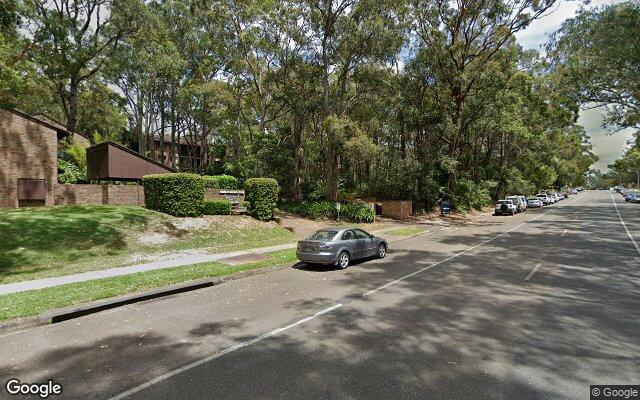Near Macquarie university and shopping mall