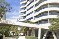 Central Location - Darlinghurst within secure Horizon Building.