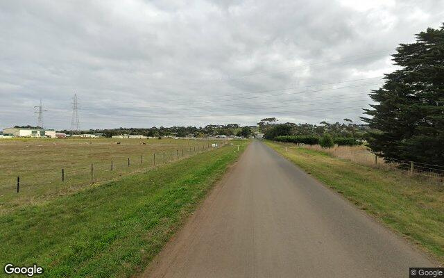 Large open area Parking with CCTV, locked gates and manned 24/7
