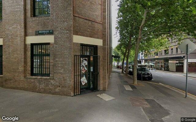 3 minutes to Museum Station, close to CBD