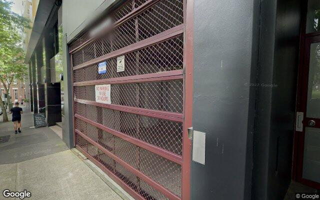 Great lock-up parking space in Surry Hills - 3 minutes walk from Museum Station