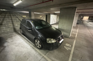 Secure parking space Surry Hills / City Fringe