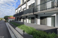 Secure parking space availability for lease near St George hospital in Gray street
