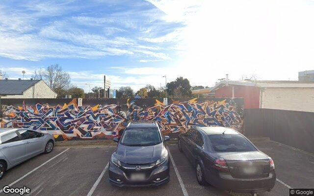 Unreserved Parking on Grote St