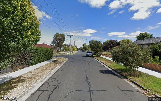 Coolaroo - Secure Open Driveway near Tullamarine Airport