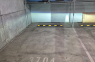 Southbank - Secure Indoor Parking Near Casino & Free Tram Zone