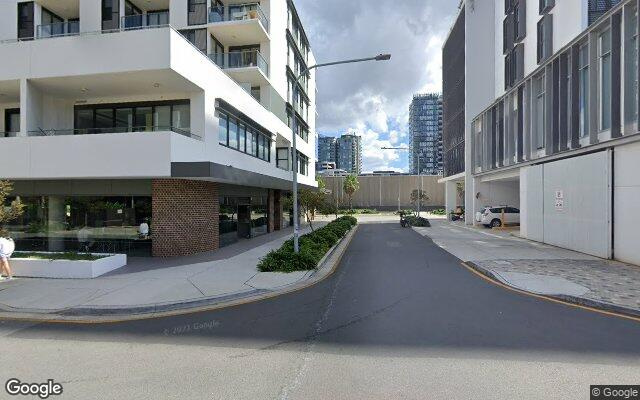 Covered parking for a 2-wheeled vehicle. Short and long-term rent in Tung Hop st, Waterloo, NSW