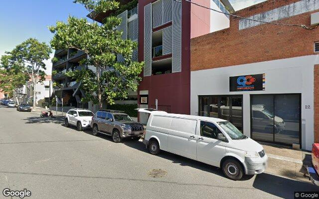 Secure Basement Park in Teneriffe - 4 min walk to Gasworks