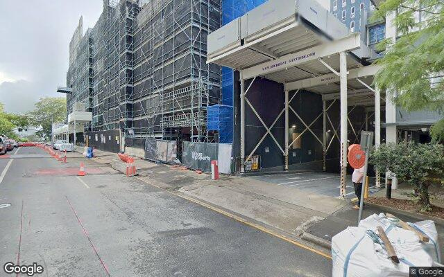Brisbane City - Secure Underground Parking in Meriton Suites
