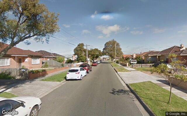 Thomastown- Off street parking space for rent