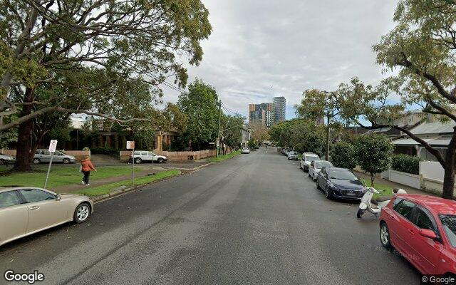 Garage space available for small car parking in Crows Nest