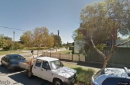 Port Melbourne - Undercover car space in quiet street 
