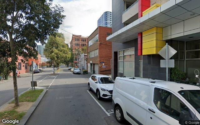 Secured car park space available for rent in CBD/on Spencer's Street 