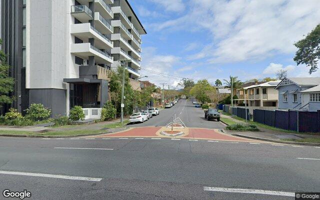 Toowong - Secure Indoor Car Space close to Brisbane Boy‘s College 