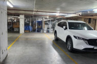 Great parking spot near mascot central and 2 min walk to mascot train station