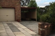 Secure Lock Up Garage 1 min from Gosford Station