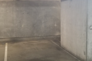 24/7 Secure Underground CBD Carpark - near QV, RMIT, Melbourne Central. Convenient access near lifts