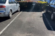 Easy & quick access from Kilroe Street.  Walk to Coronation Drive or Park Road.