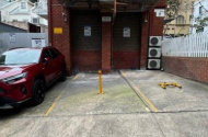 Easy access !!  50m to Hyde Park, Oxford St Darlinghurst