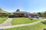 Driveway available to rent in a quiet street located in Frankston North that is monitored by CCT.