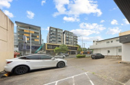 Great parking - Lutwyche Road Windsor QLD