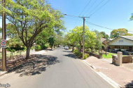 Great parking space 5 kms (10 mins) to CBD.