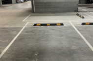 Secure long-term parking in Kensington close to the stations