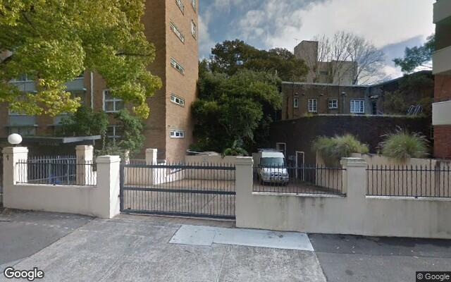 Incredibly located parking space in Potts Point 