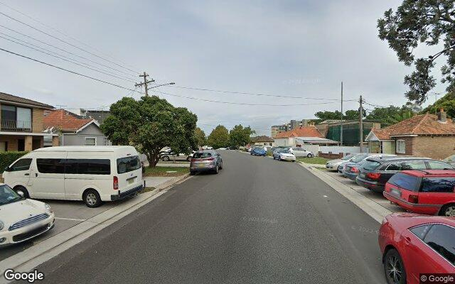 Kingsford - Secure Parking near UNSW Village Green