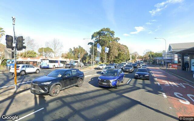 Secure Unreserved Parking on Military Road