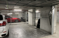 Garage parking space in North Sydney CBD