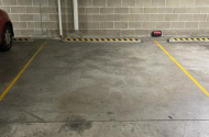 Ultimo Mountain St parking spot near Broadway
