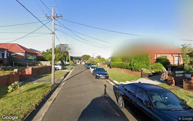 Driveway in Kingsgrove near Station & Shops