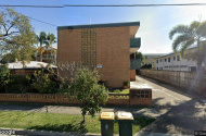 Ascot - Single Lock Up Garage near Train Station and Airport