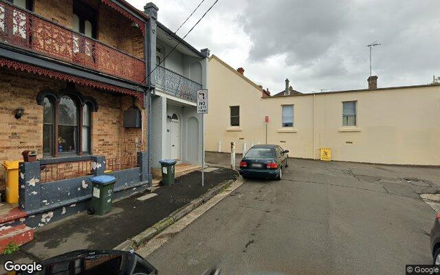 Garage Space available in Ultimo