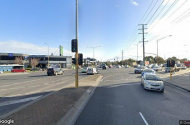 Bentleigh - UNRESERVED Parking near Bus stop